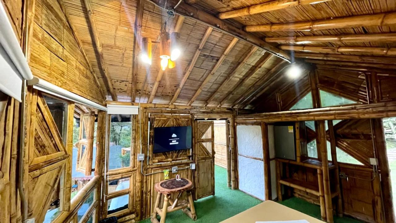 Hosteria El Sendero - ココルナ エクステリア 写真